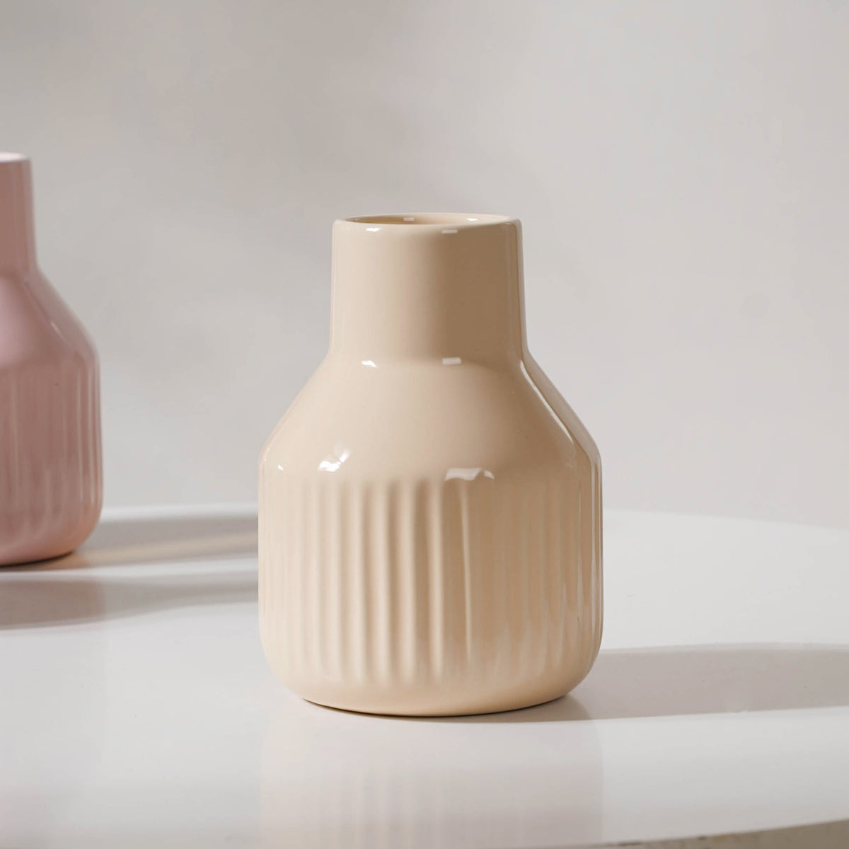 Glossy Decorative Flower Pot Nestasia