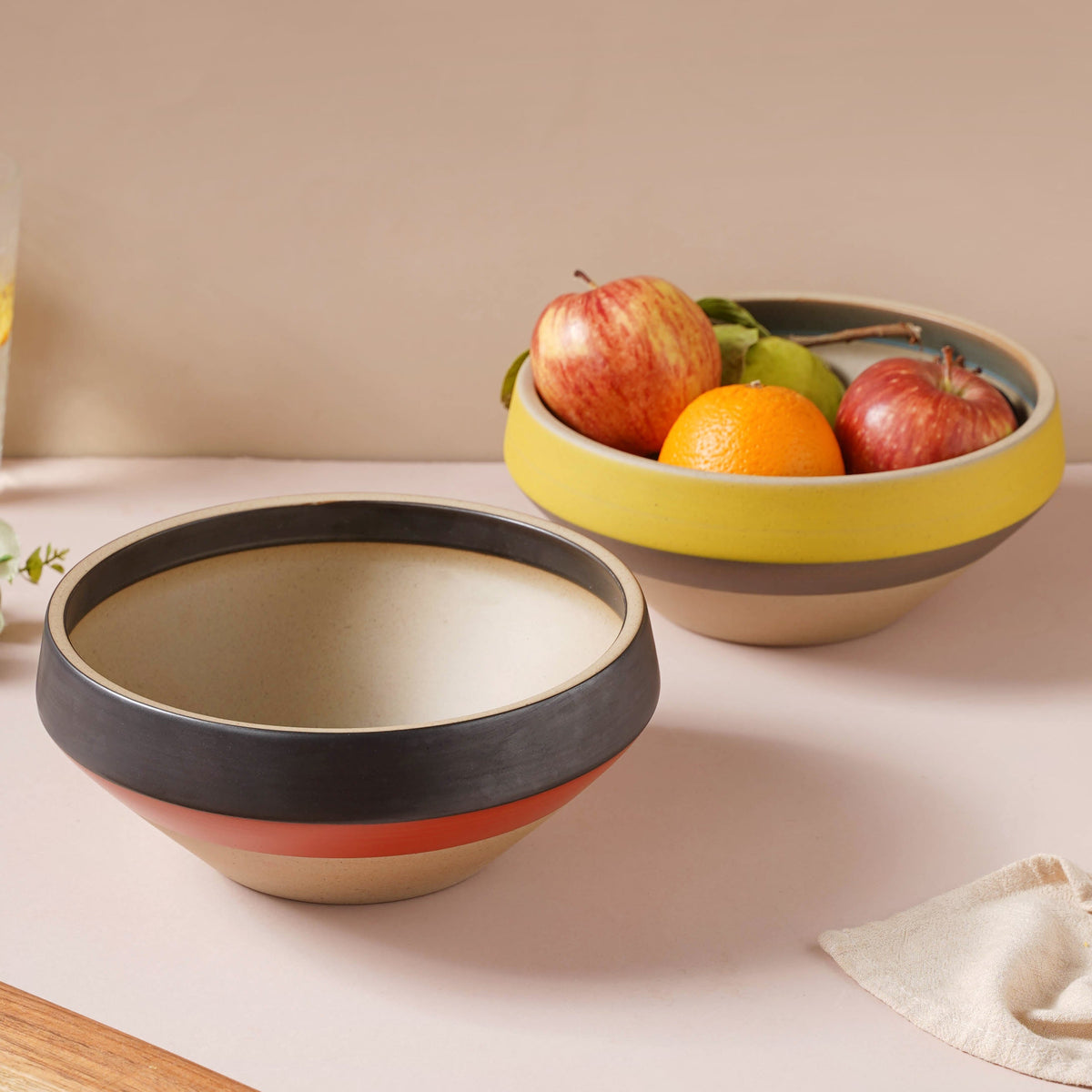 Soboku Grey And Yellow Large Serving Bowl 7.5 Inch 1.3 L Nestasia