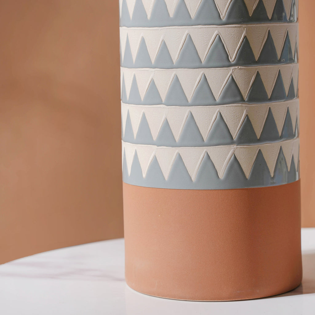 Bottle Vase For Flower Nestasia