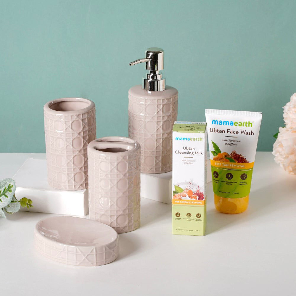 Relax O'clock Bathroom Essentials Gift Hamper Set Of 3 Nestasia