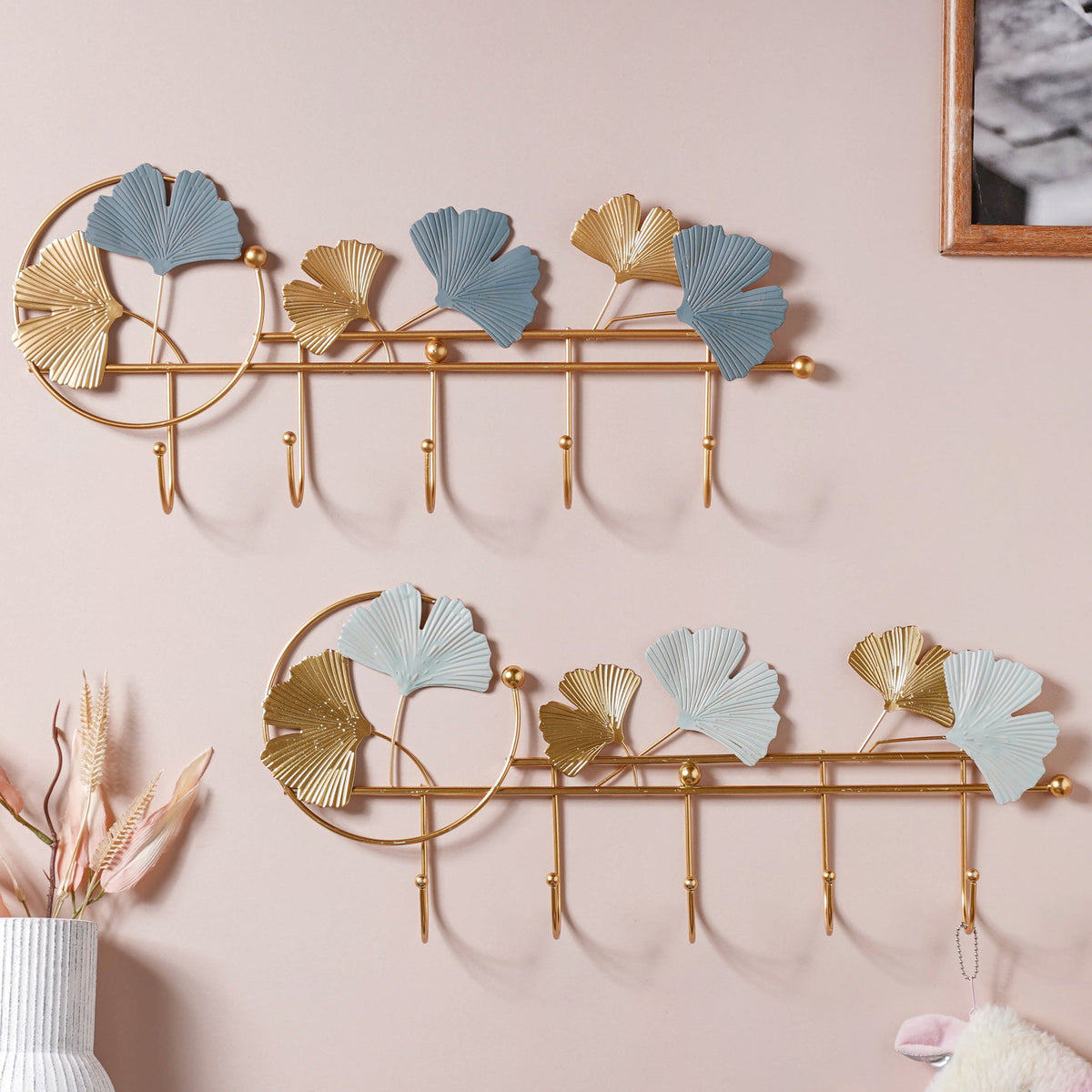 Wall Mount Hanger Nestasia