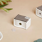 Wavy Ceramic Salt And Pepper Shakers Set Black And White Nestasia