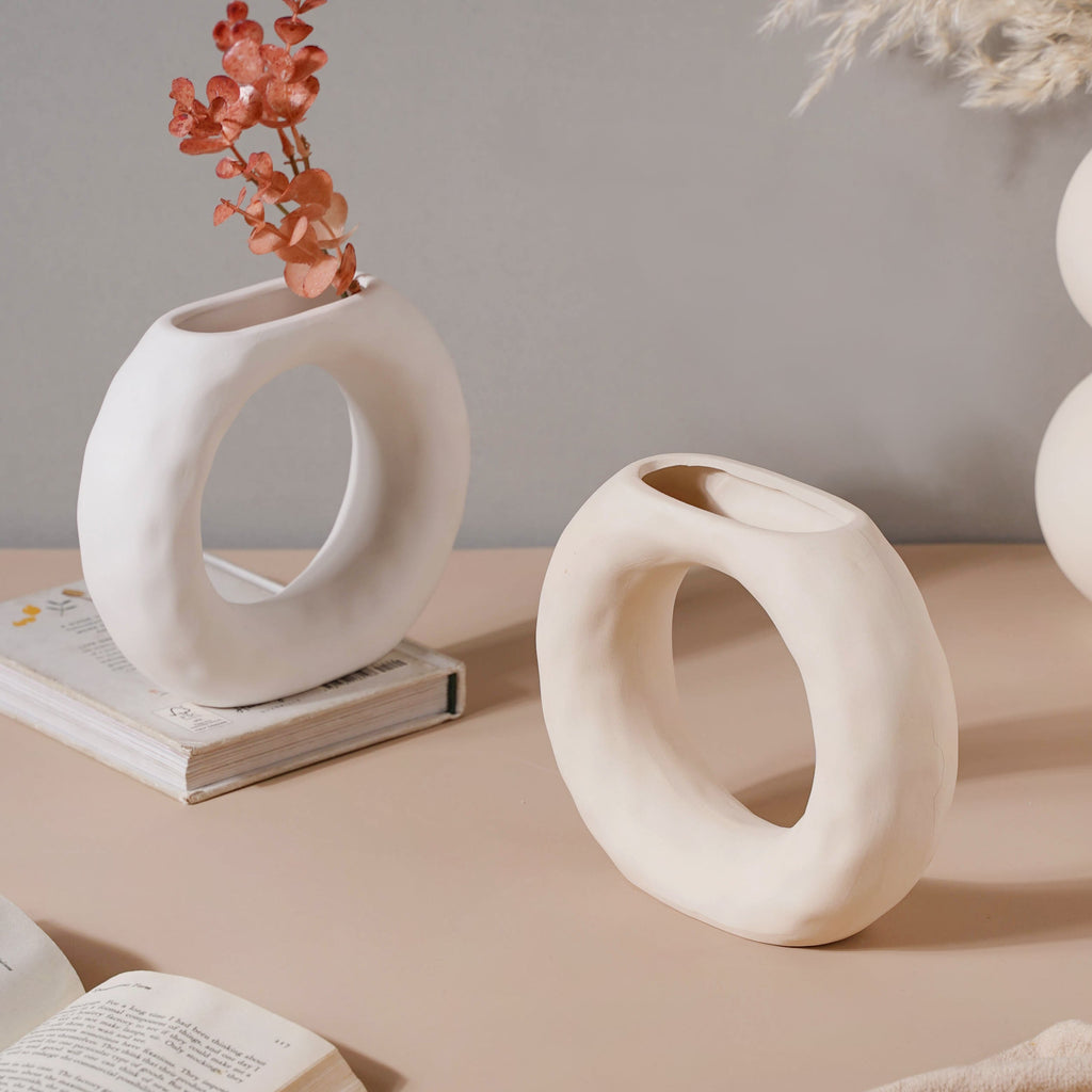 Textured Hollow Flower Pot Nestasia