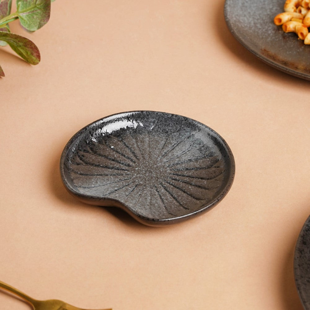 Onyx Finish Stoneware Dessert Plate Black Nestasia