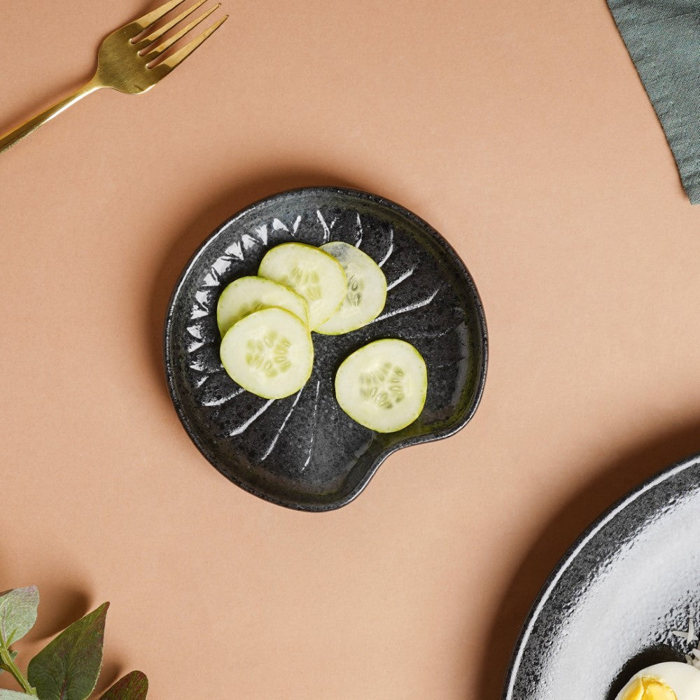 Onyx Finish Stoneware Dessert Plate Black Nestasia