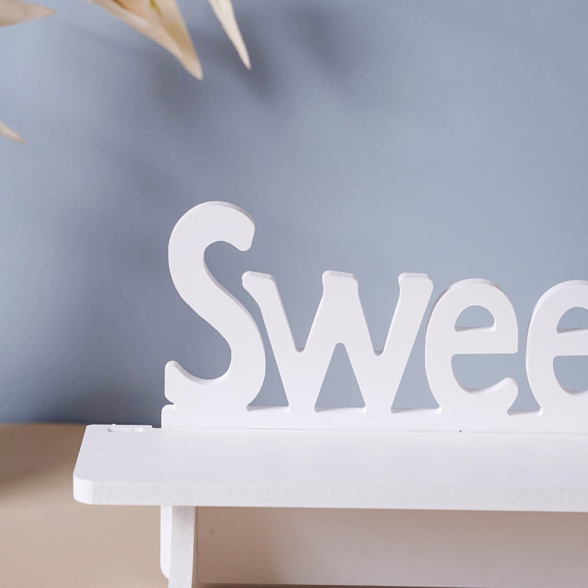 Sweet Home Hanger Nestasia