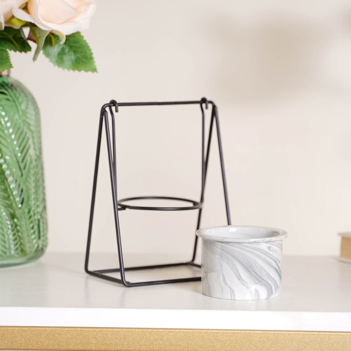 Single Swing Ceramic Flowering Pot Nestasia