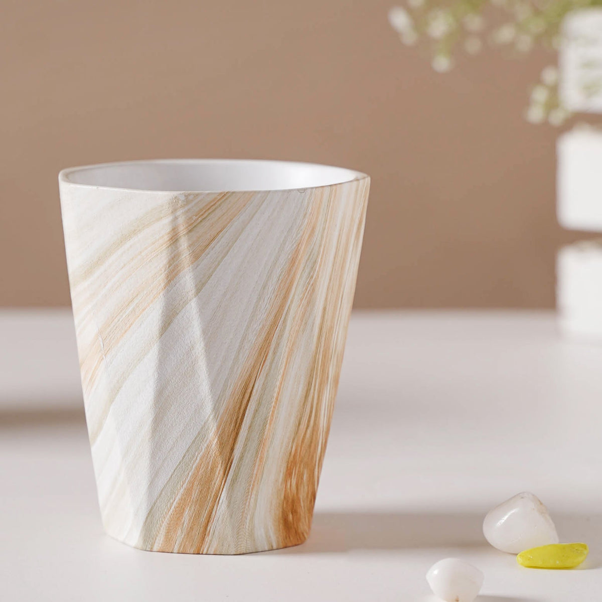 Carrara Brown Planter With Coaster Nestasia