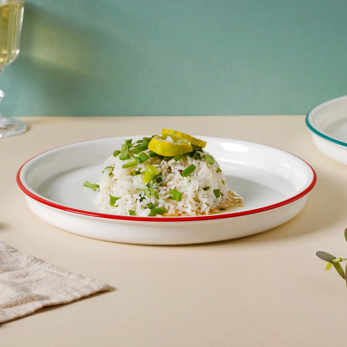 Toujours Dinner Plate Nestasia