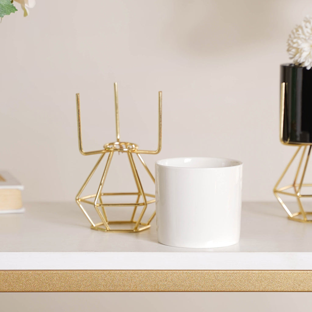 Designed Stand Cylindrical Pot Nestasia