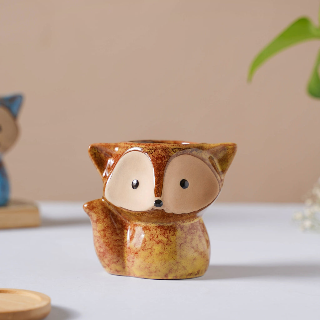 Foxy Ceramic Planter Brown Nestasia