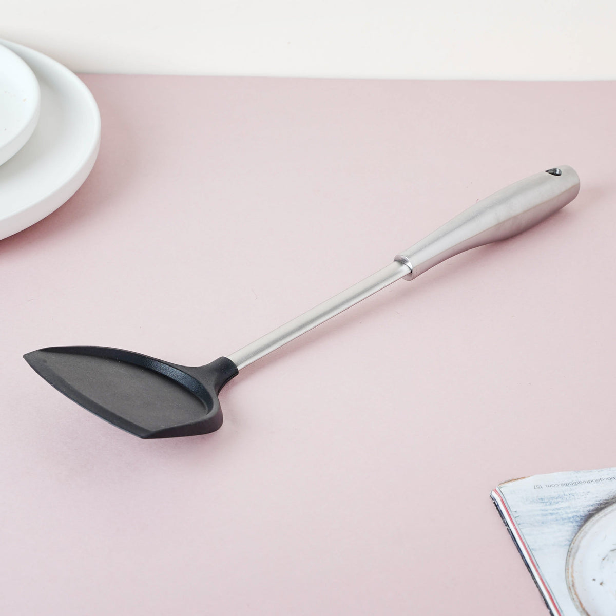 Bread Flipper Nestasia