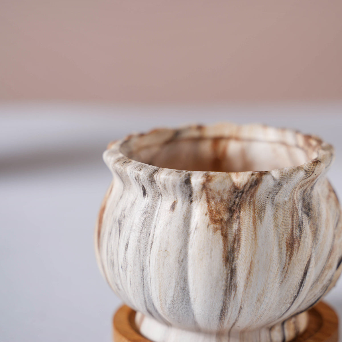Cinzia Marble Patterned Planter With Coaster Nestasia