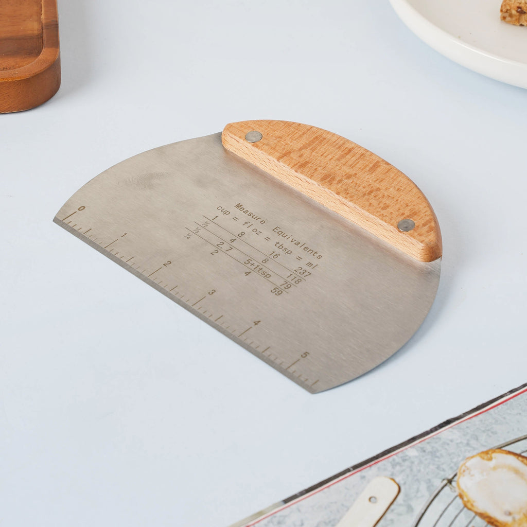 Metal Dough Scraper Nestasia