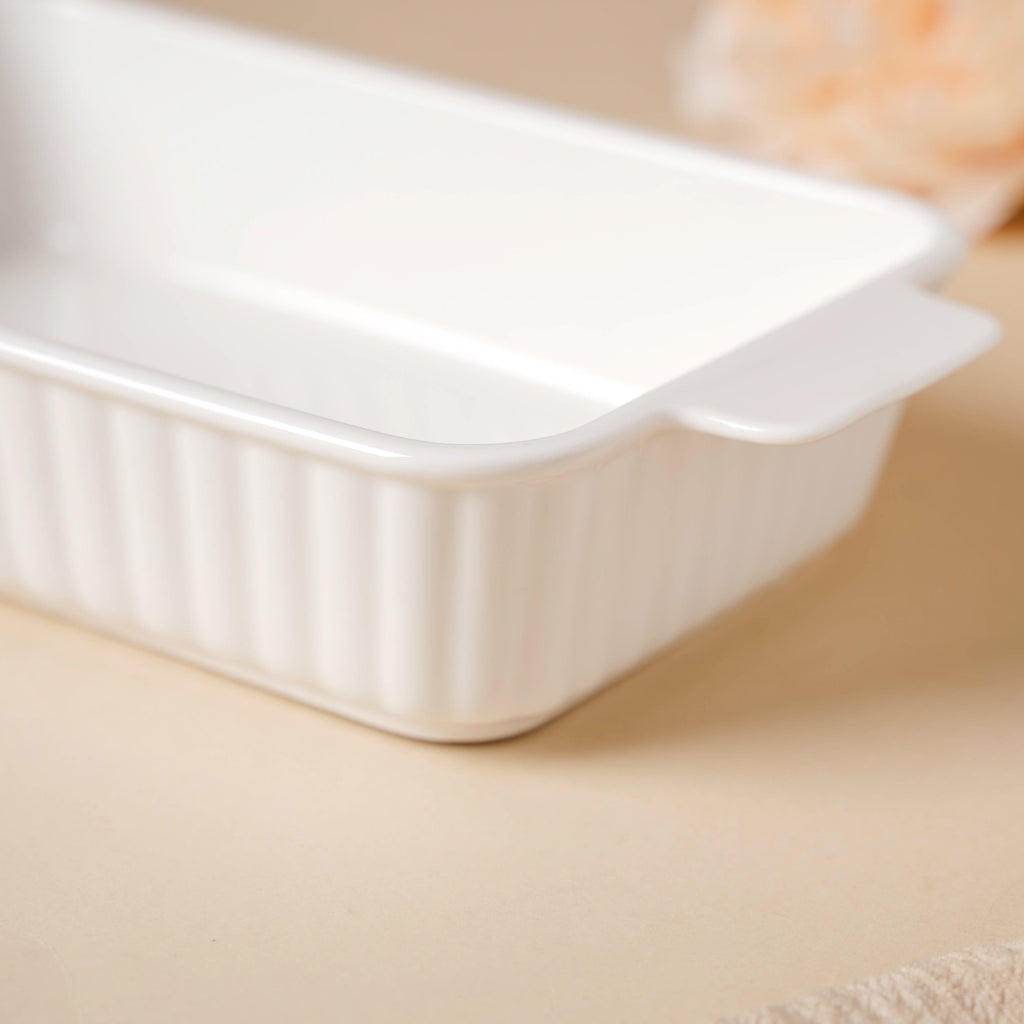 Serena Lily White Ceramic Ribbed Baking Plate Small Nestasia
