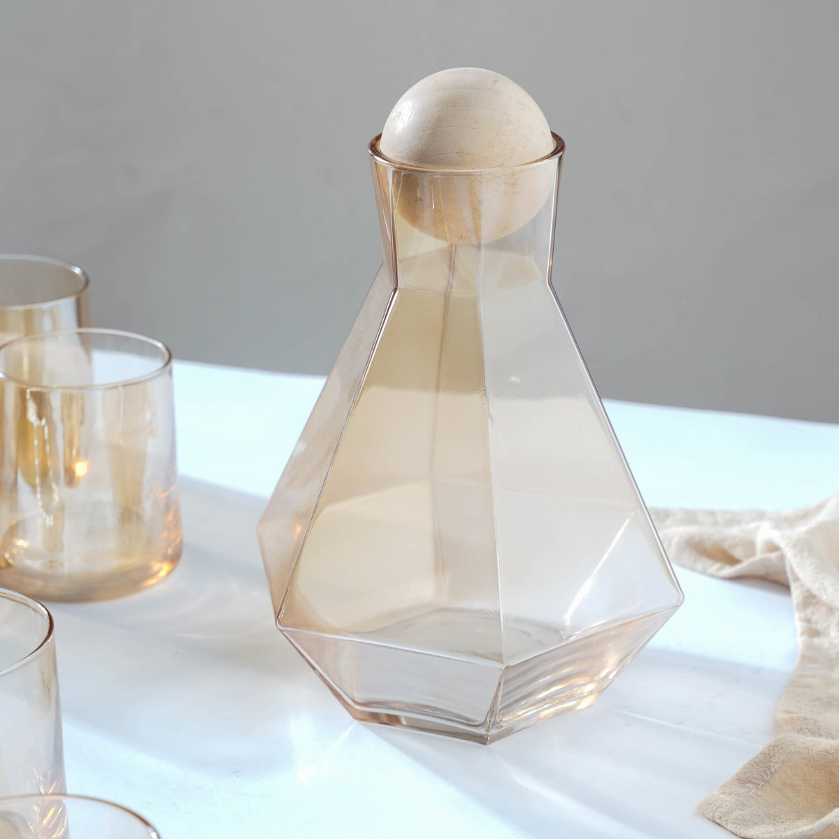Amber Drinkware Set Nestasia