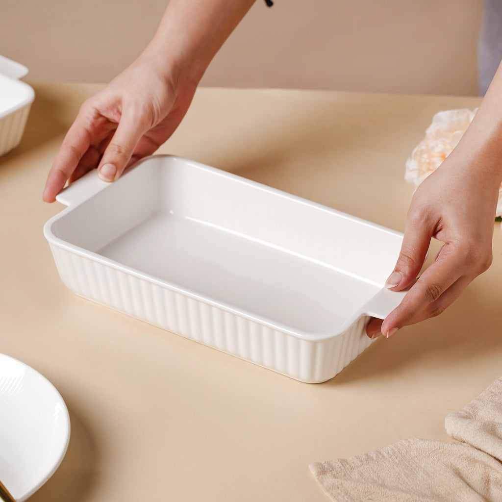 Serena Lily White Ceramic Ribbed Baking Plate Large Nestasia