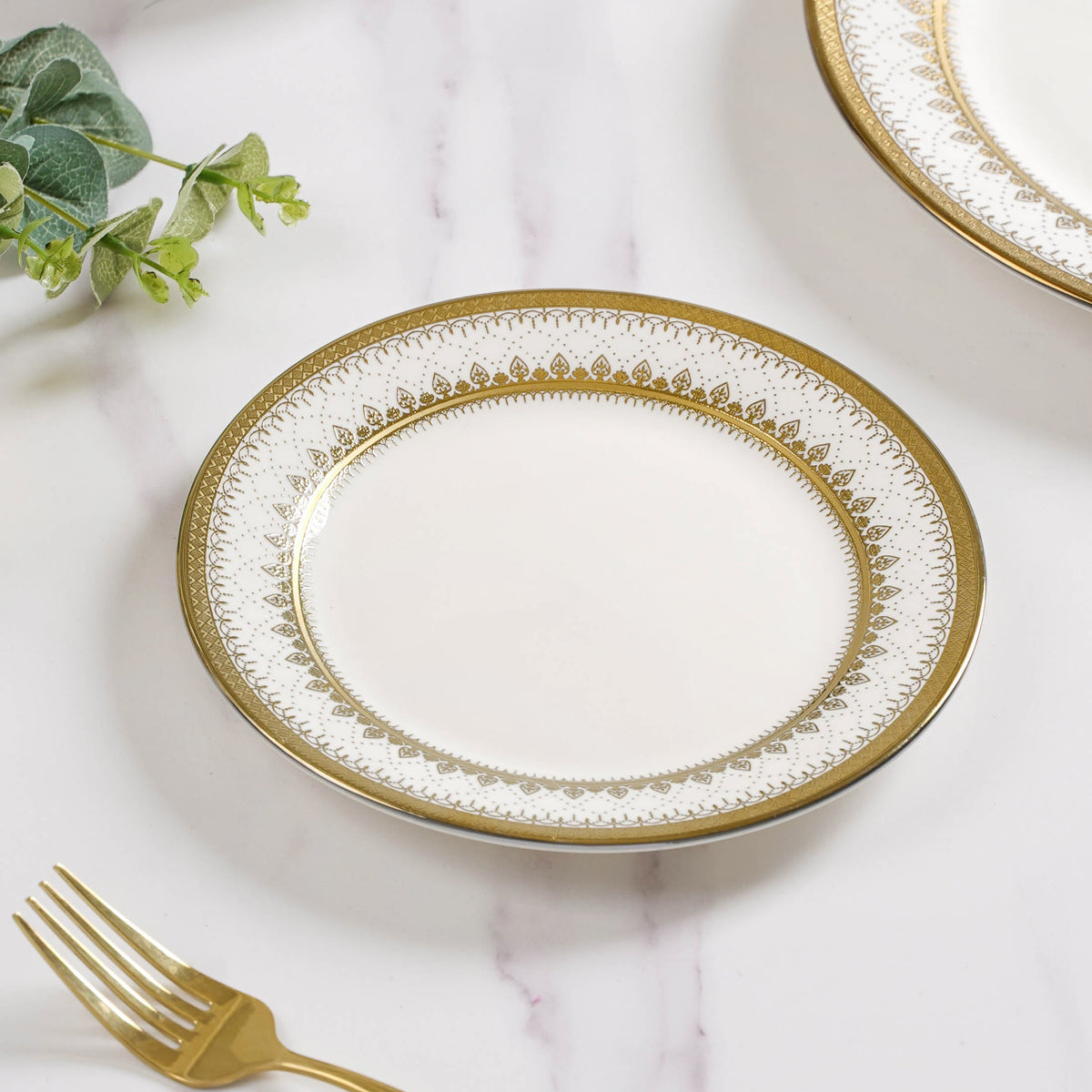 Aurelea 33 Piece Dinnerware For 6 Nestasia