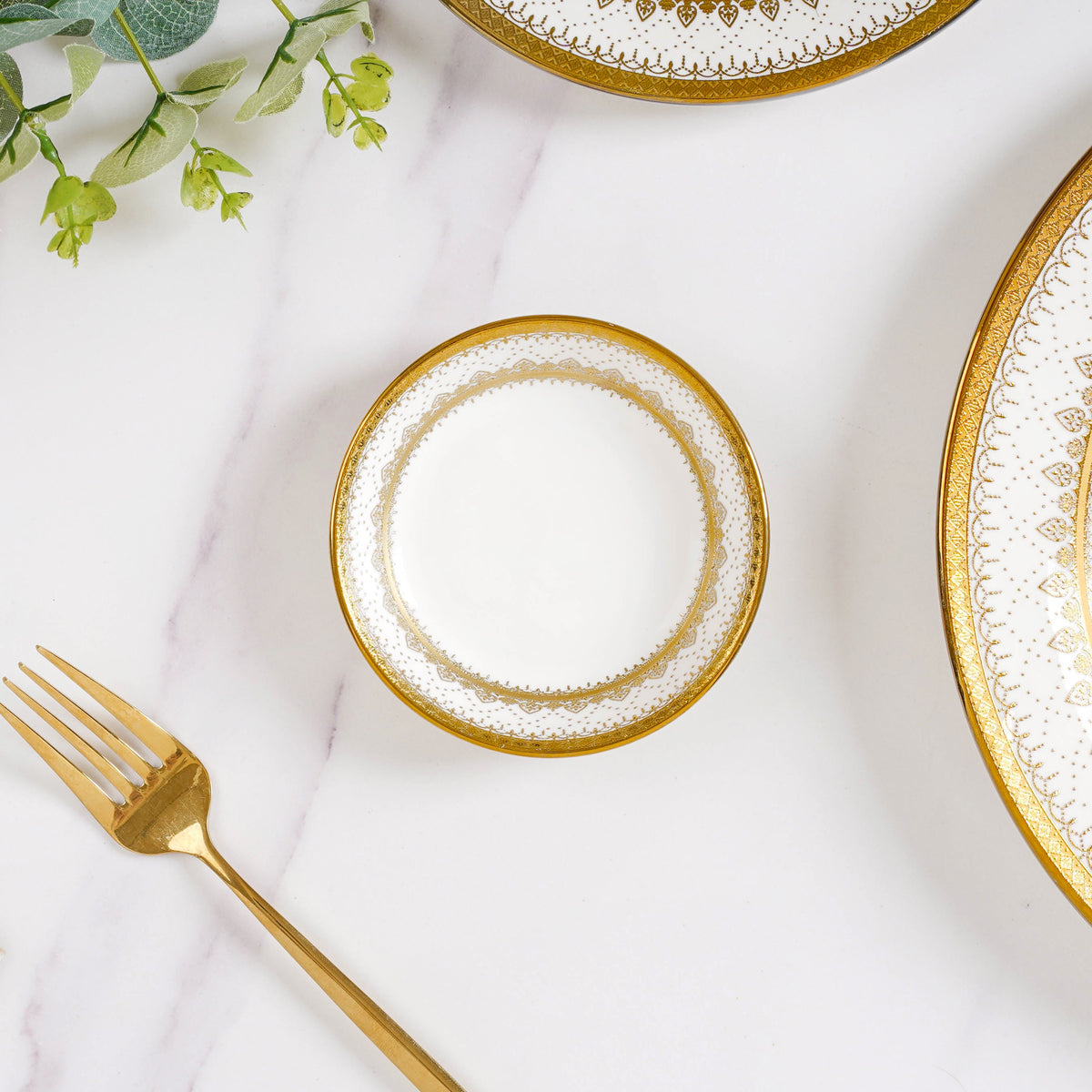 Aurelea Festive 27 Piece Dinner Set For 6 Nestasia