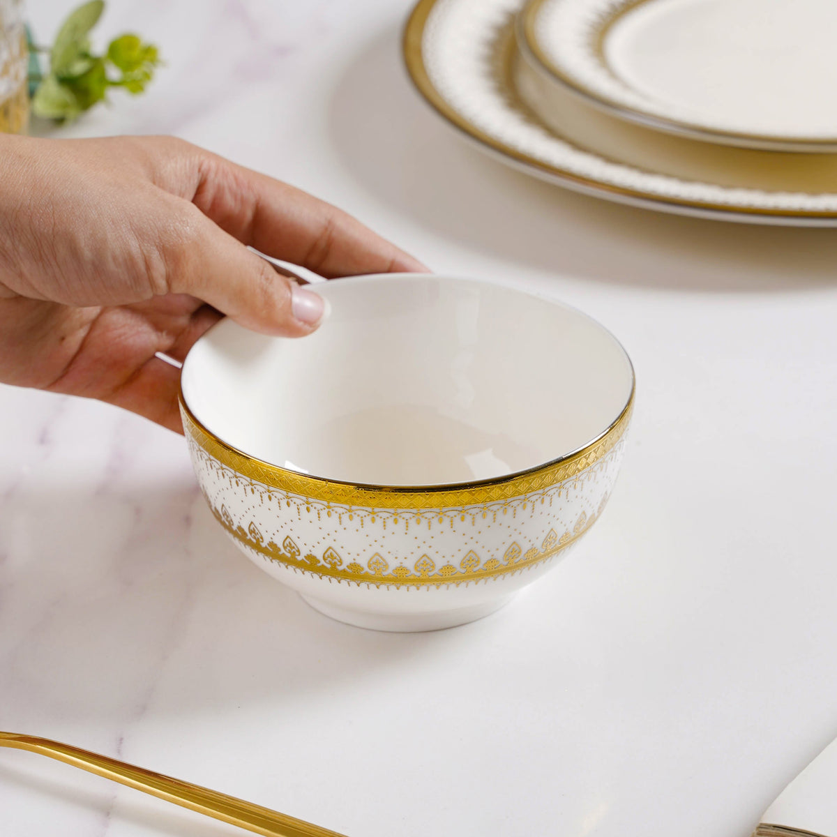 Aurelea 33 Piece Dinnerware For 6 Nestasia