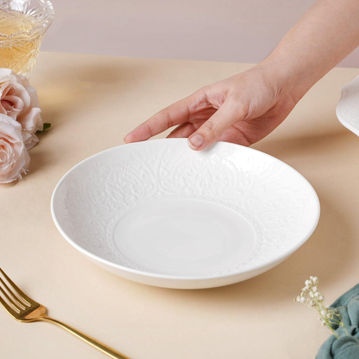 Serena Lily White Dinner Plate 9 Inch Nestasia