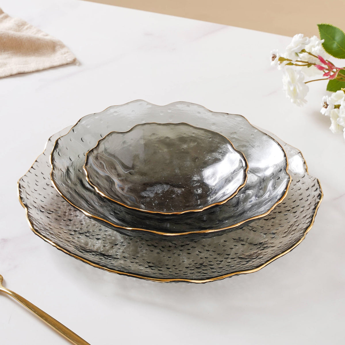 Glass Grey Dish Set of 3 Nestasia