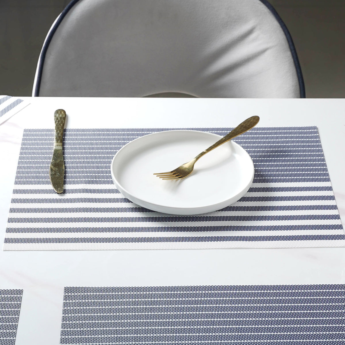 Striped PVC Table Mat Set of 6 Nestasia