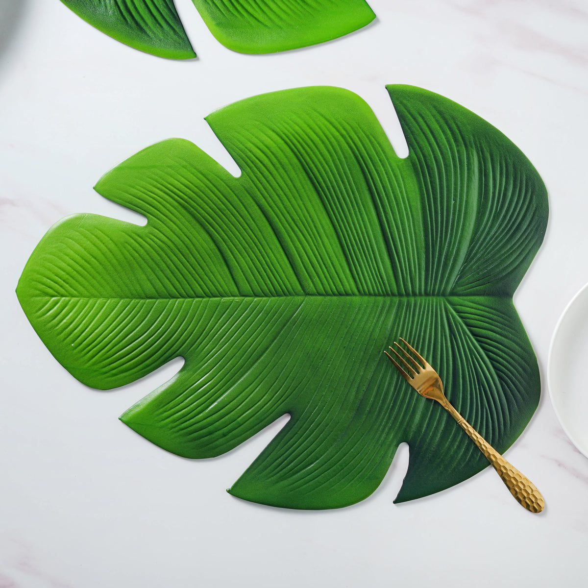 Vinyl Leaf Placemat Set of 2 Nestasia