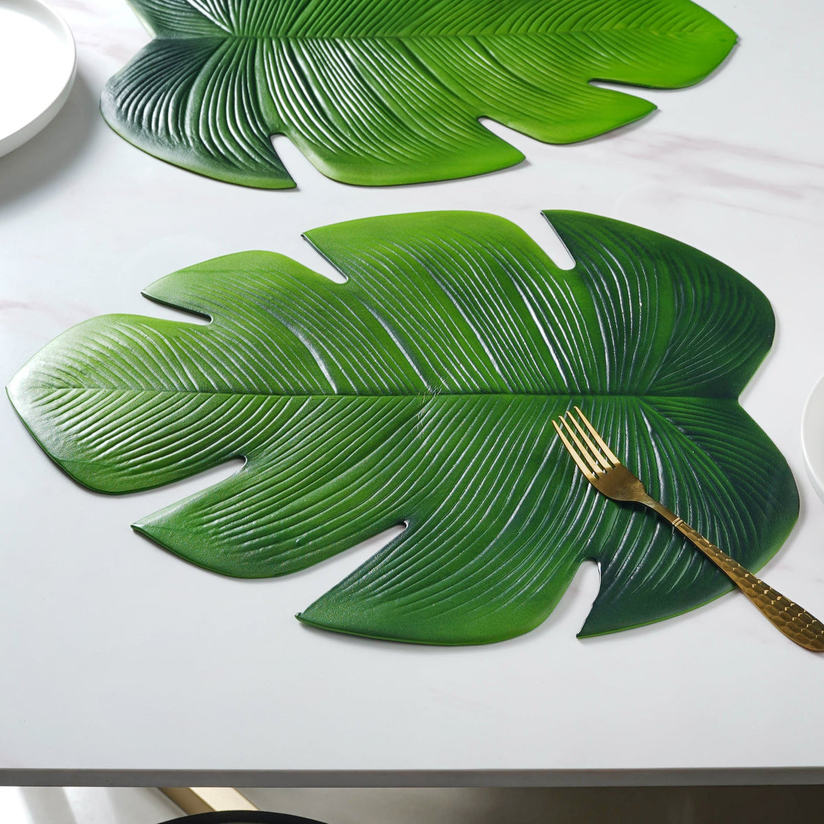 Vinyl Leaf Placemat Set of 2 Nestasia