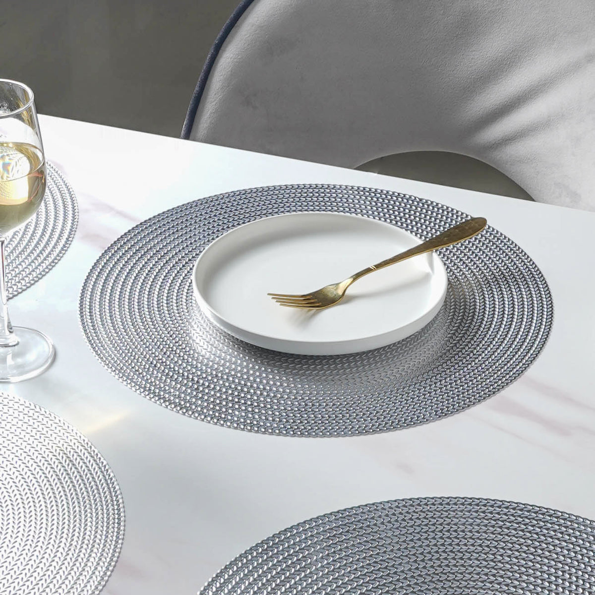 Round Silver Placemat Set of 6 Nestasia