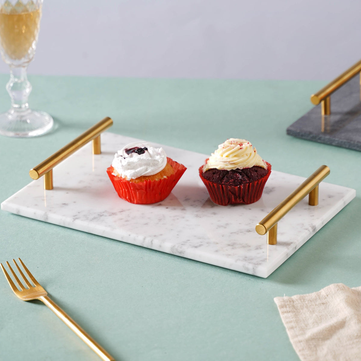 Marble Platter With Gold Handle Nestasia