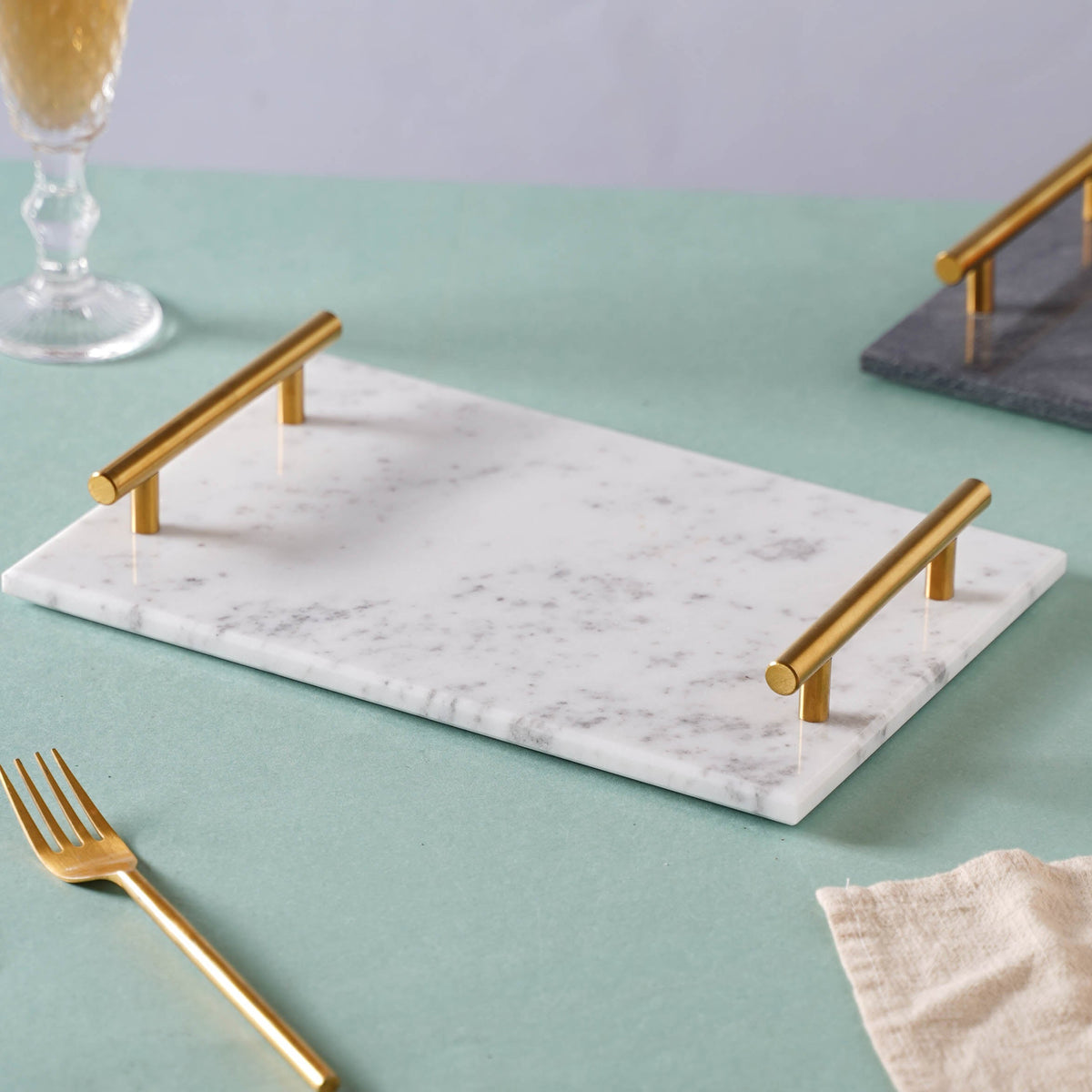 Marble Platter With Gold Handle Nestasia