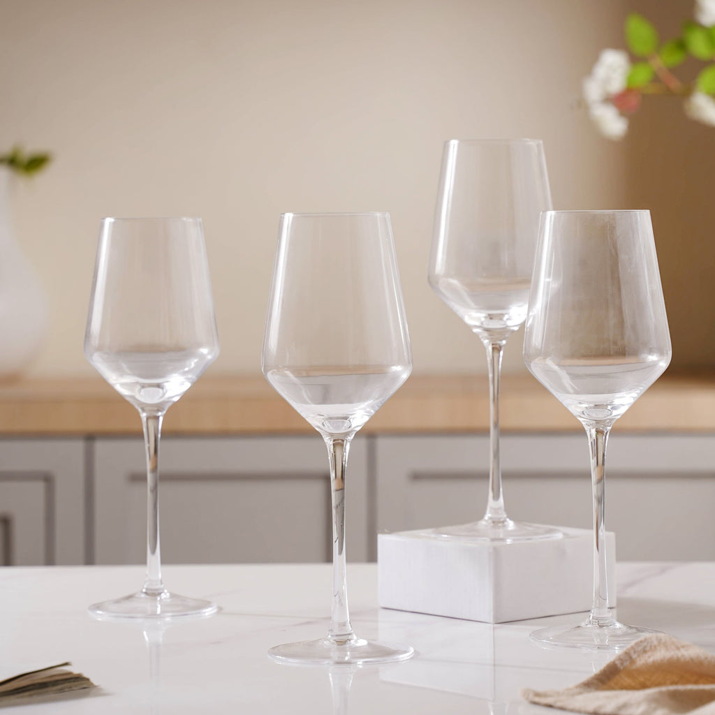Classic Wine Glass Set of 4 Nestasia