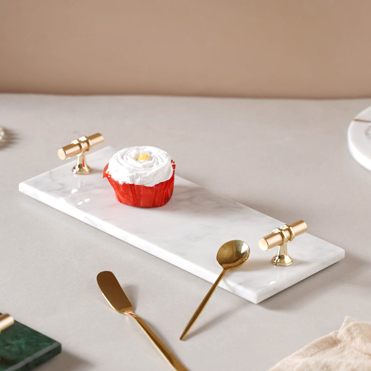 Marble Tray With Metal Handle Nestasia
