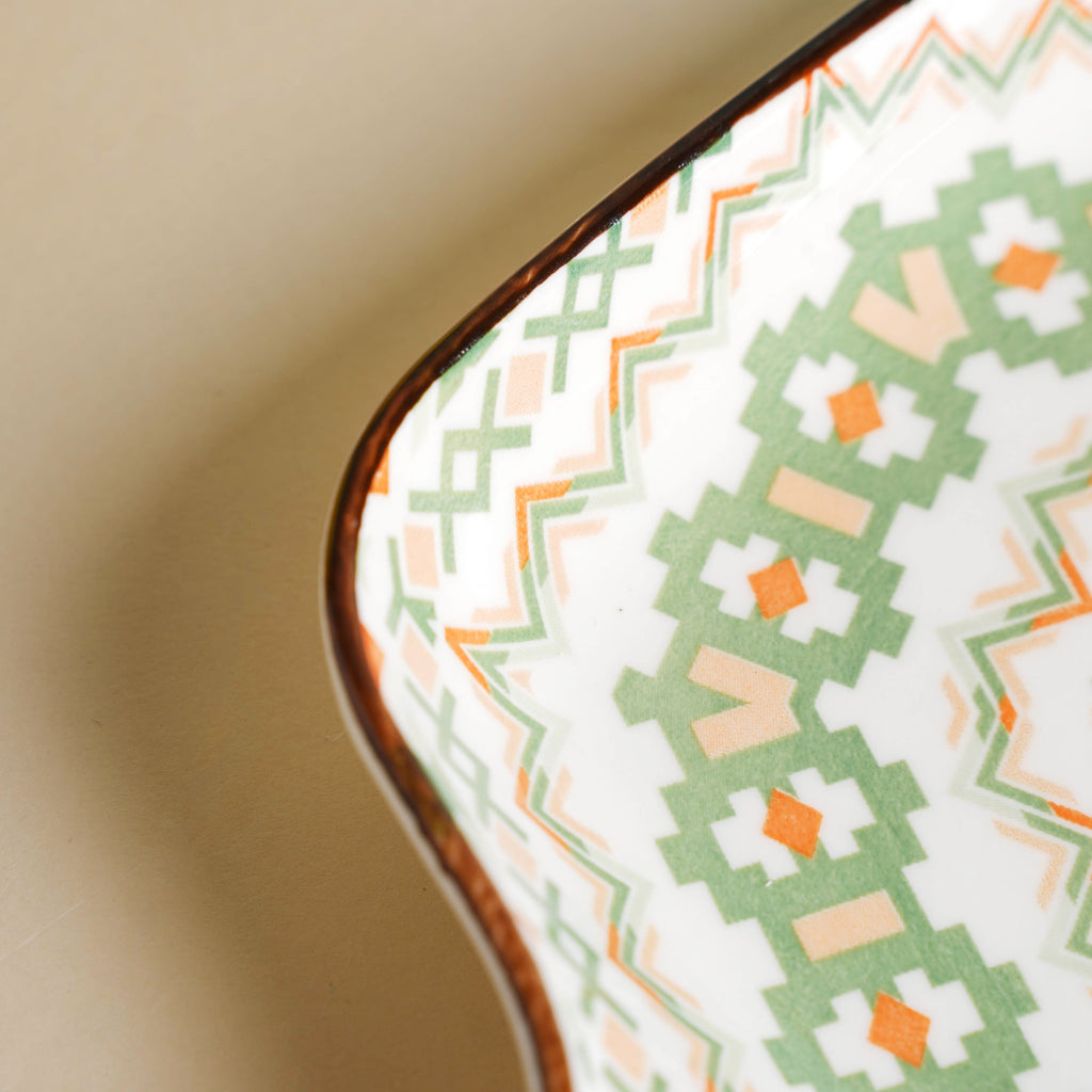 Mandala Green Criss-Cross Square Platter With Handle Nestasia