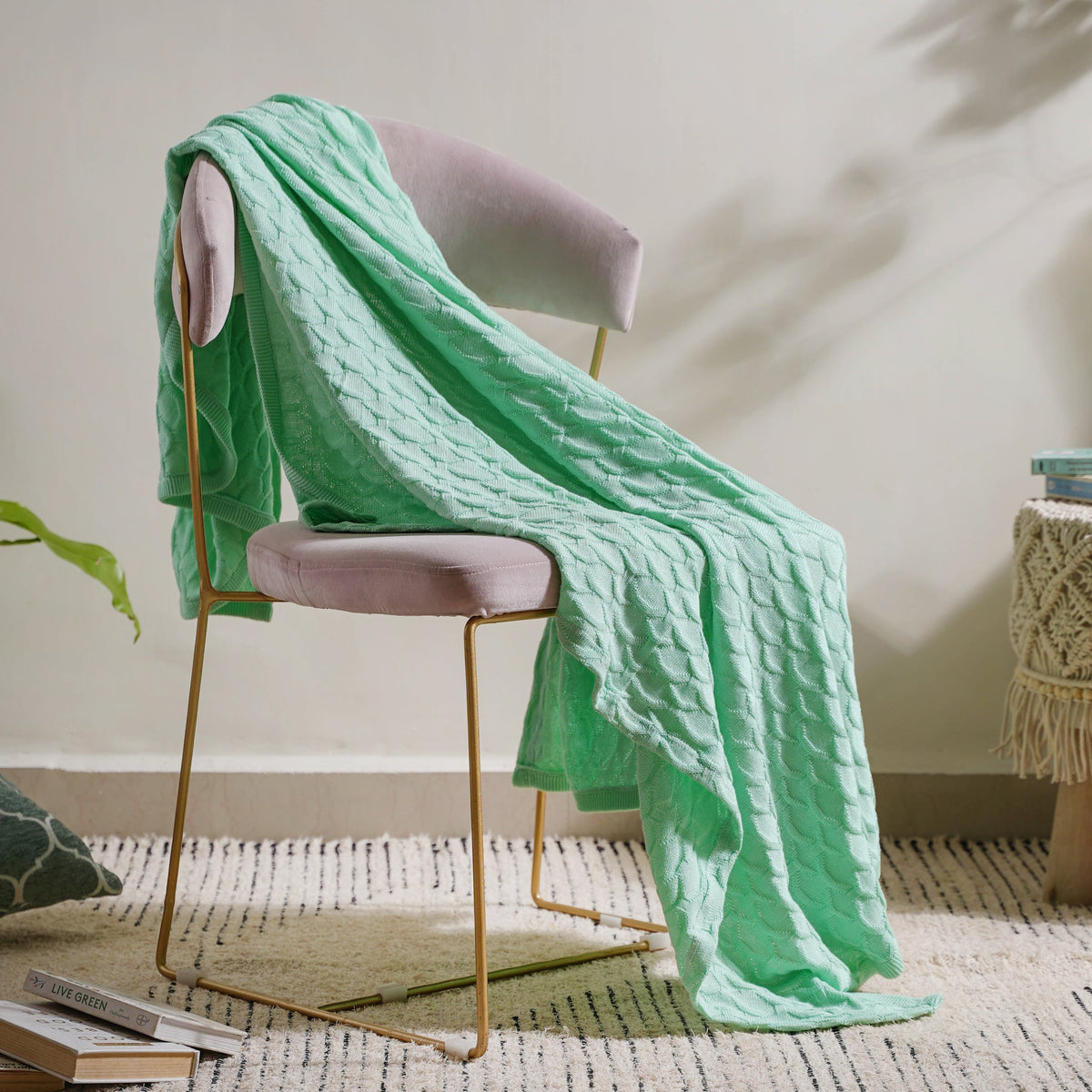 Mint Scallop Knitted Throw Nestasia