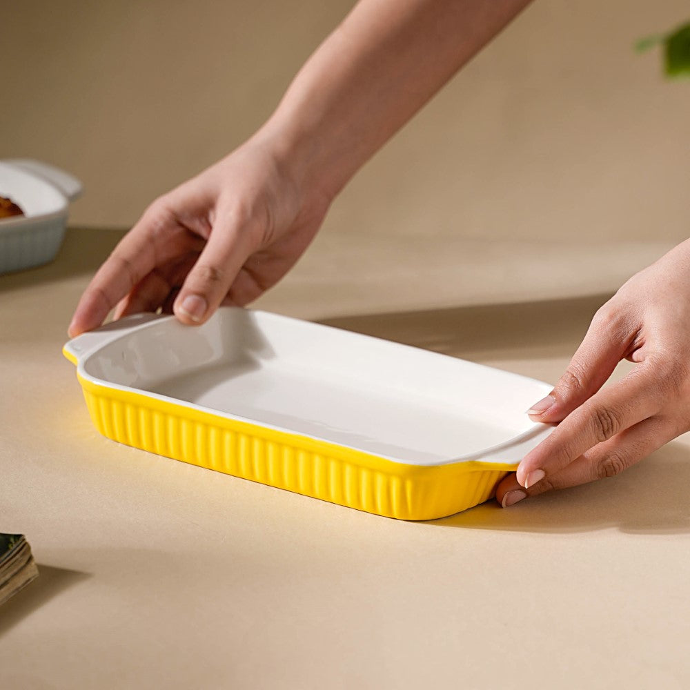 Daffodil Baking Tray 8 Inch Nestasia