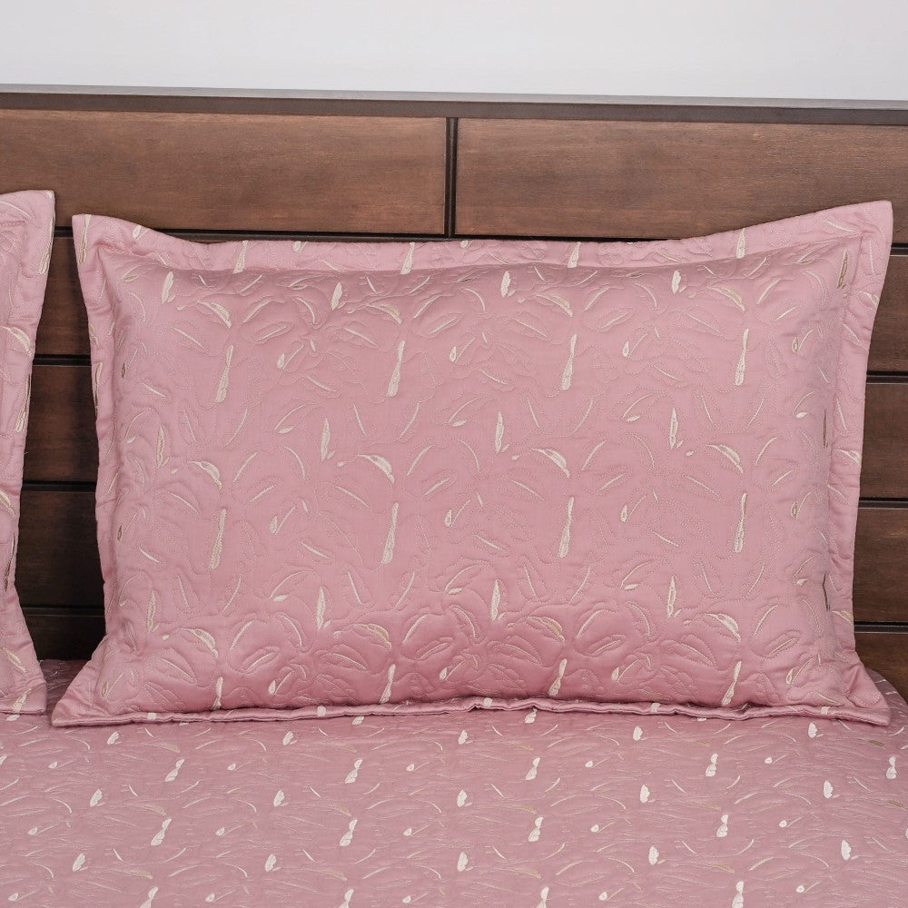 Quilted Leaf Pattern Bed Cover King Size Pink Nestasia