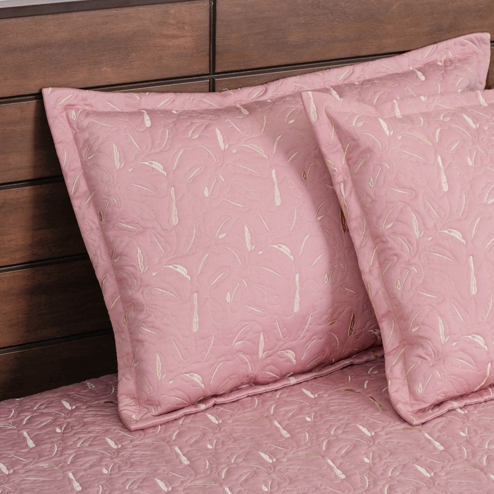 Quilted Leaf Pattern Bed Cover King Size Pink Nestasia