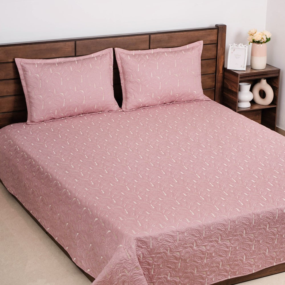 Quilted Leaf Pattern Bed Cover King Size Pink Nestasia