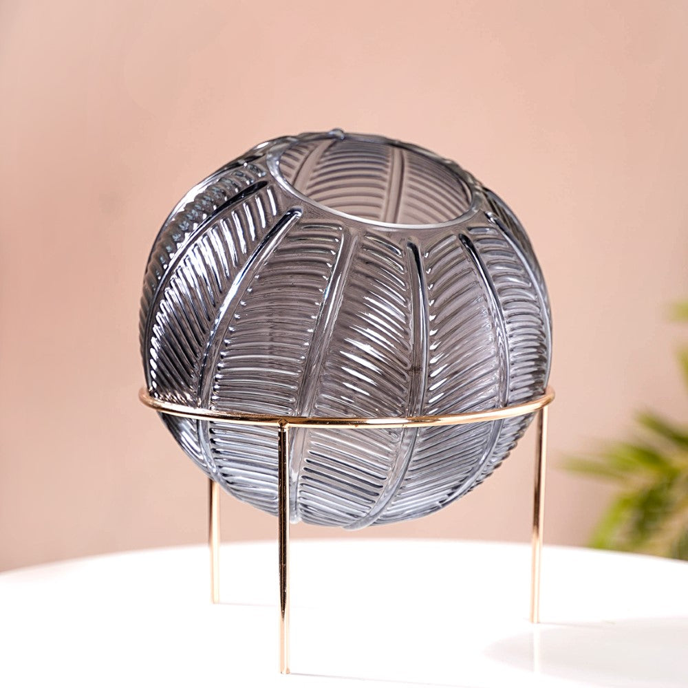 Large Globe Vase Nestasia