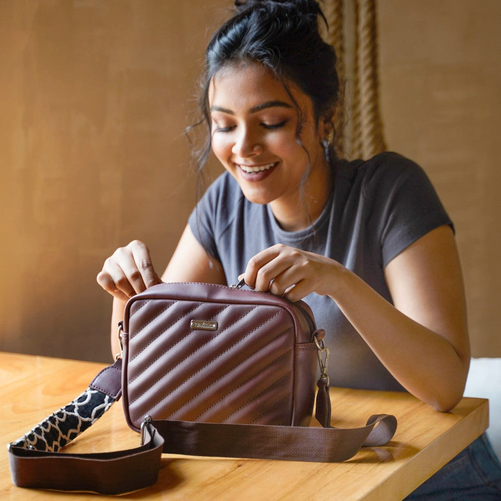 Sling Bag Brown Nestasia