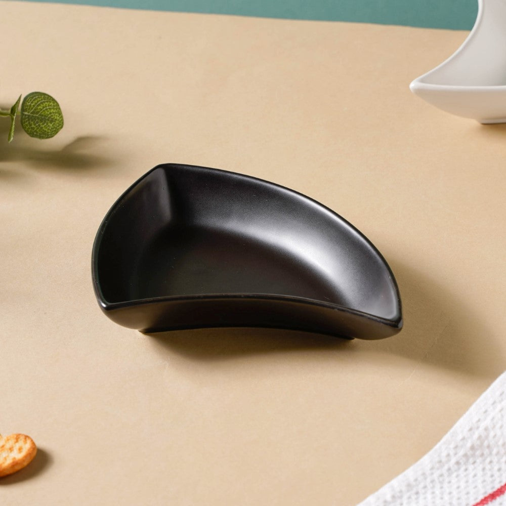 Snack Party Plate Set of 4 Black And White Nestasia