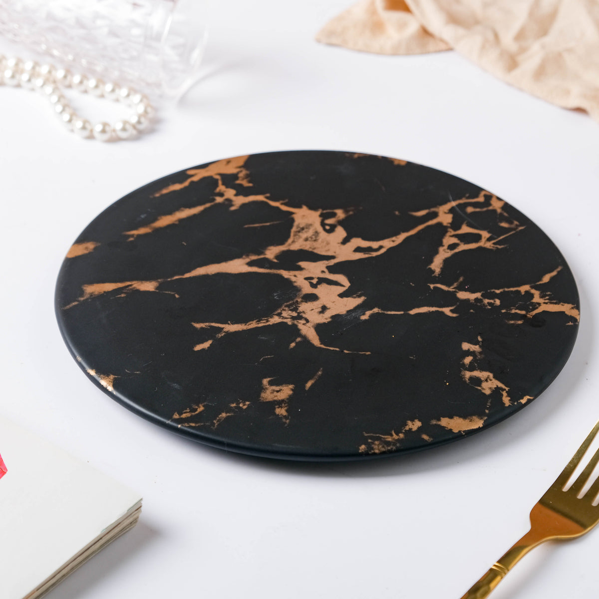 Black Round Ceramic Platter Nestasia