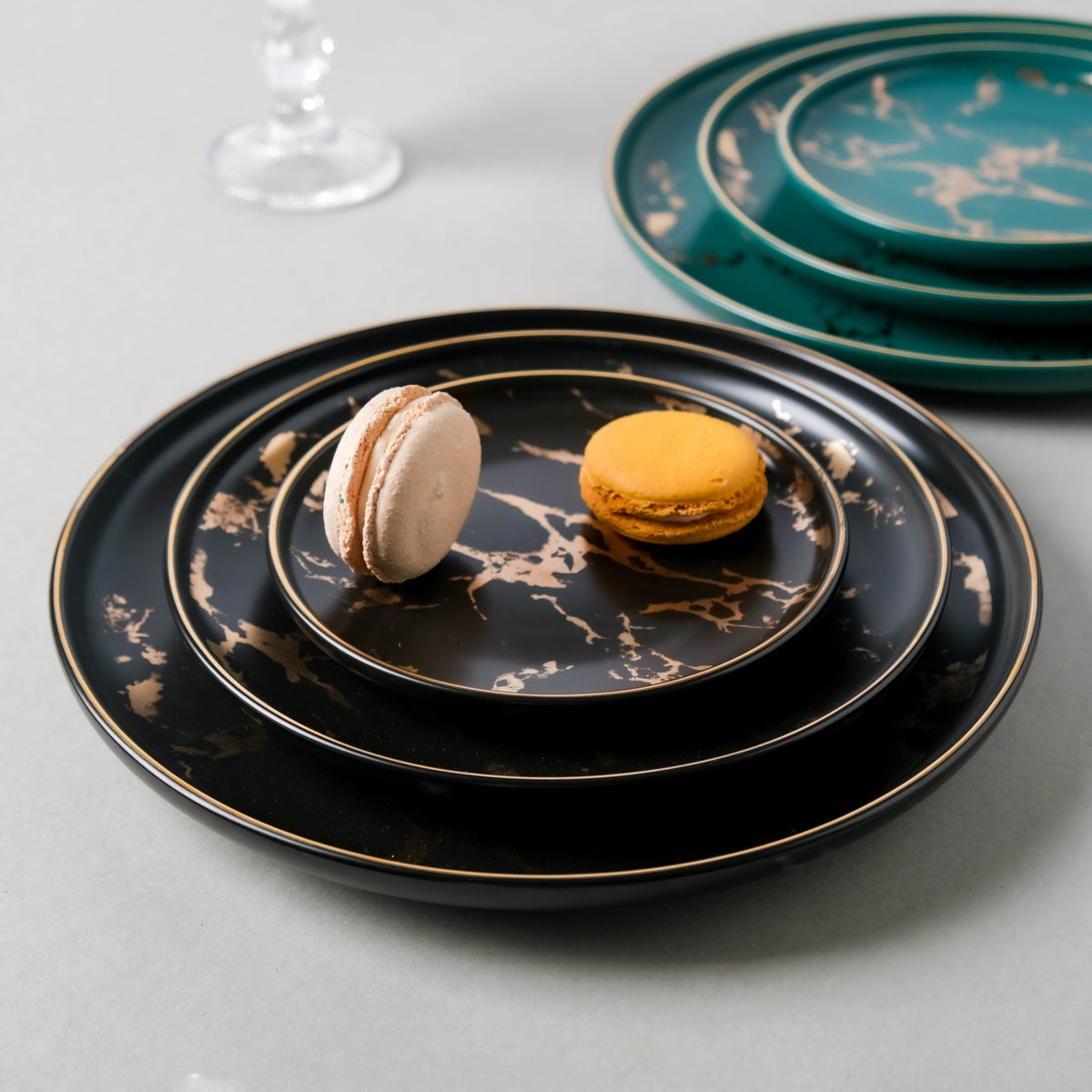 Elegant Snack Serving Plate Nestasia