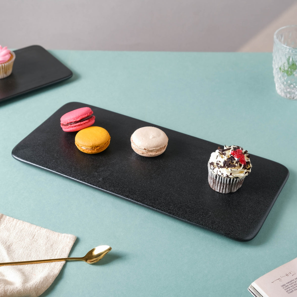 Black Rectangular Platter Nestasia