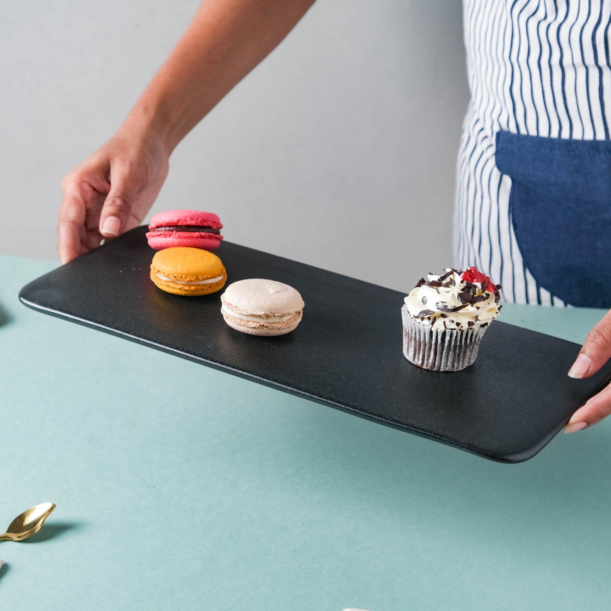 Black Rectangular Platter Nestasia