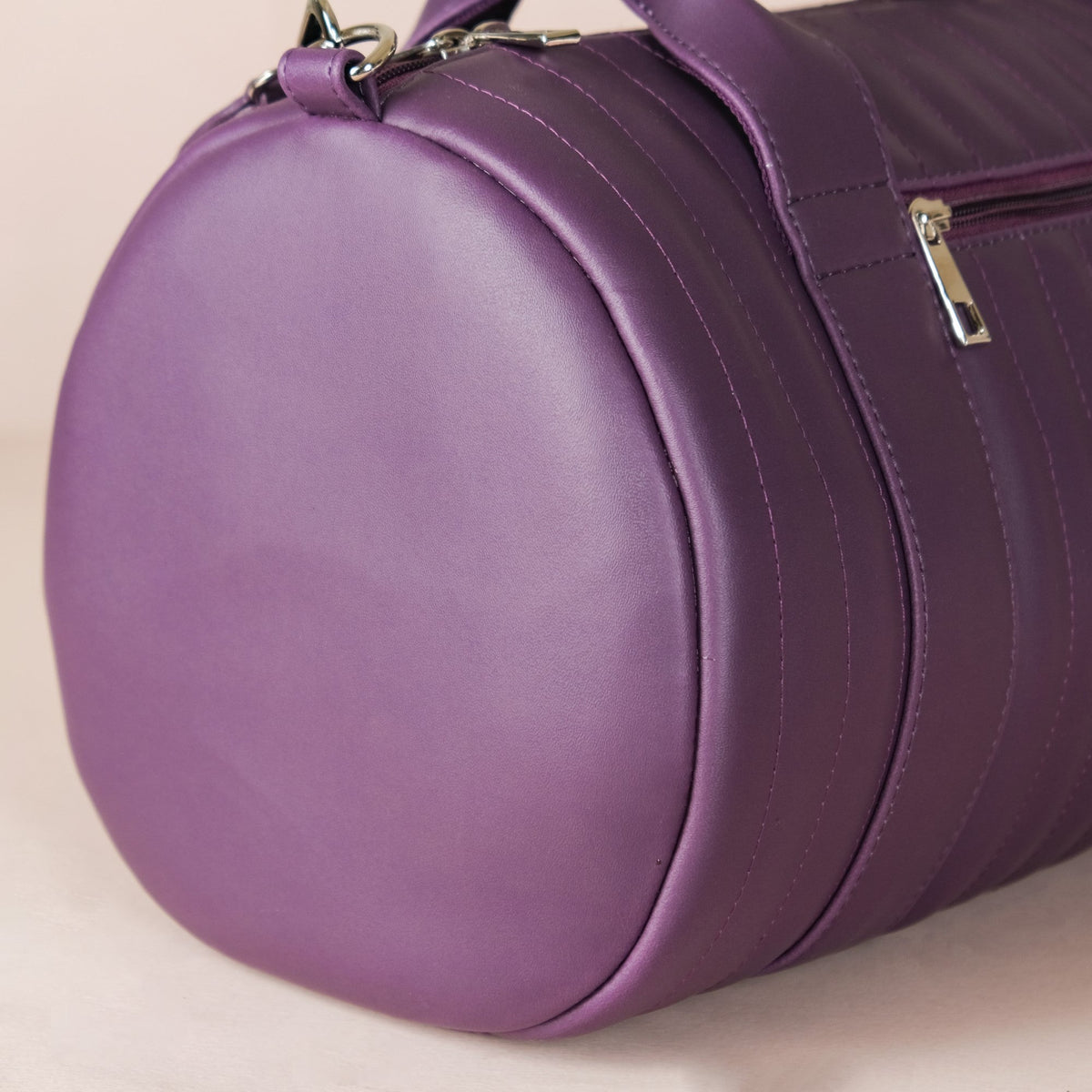 Sporty Duffel Bag Purple Small 14x7 Inch Nestasia
