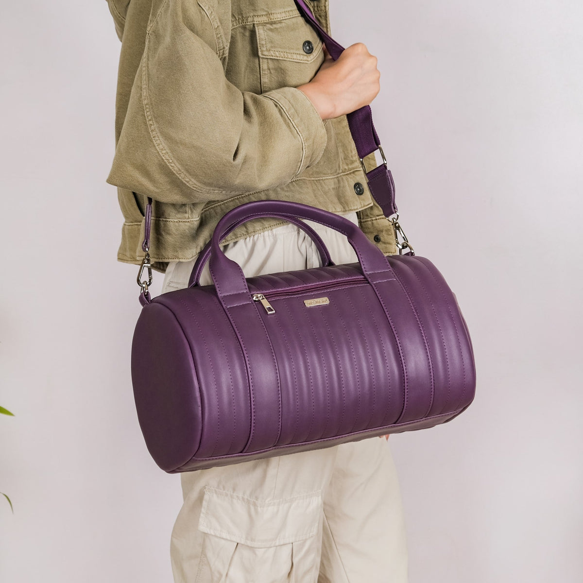 Sporty Duffel Bag Purple Small 14x7 Inch Nestasia