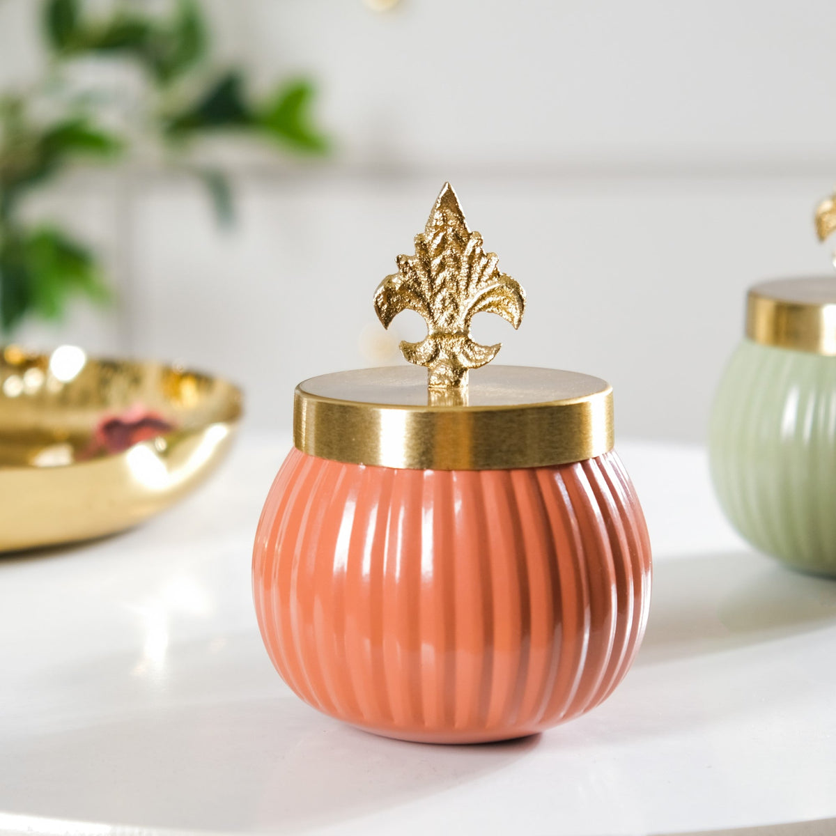 Metal Jar Set Of 2 Nestasia